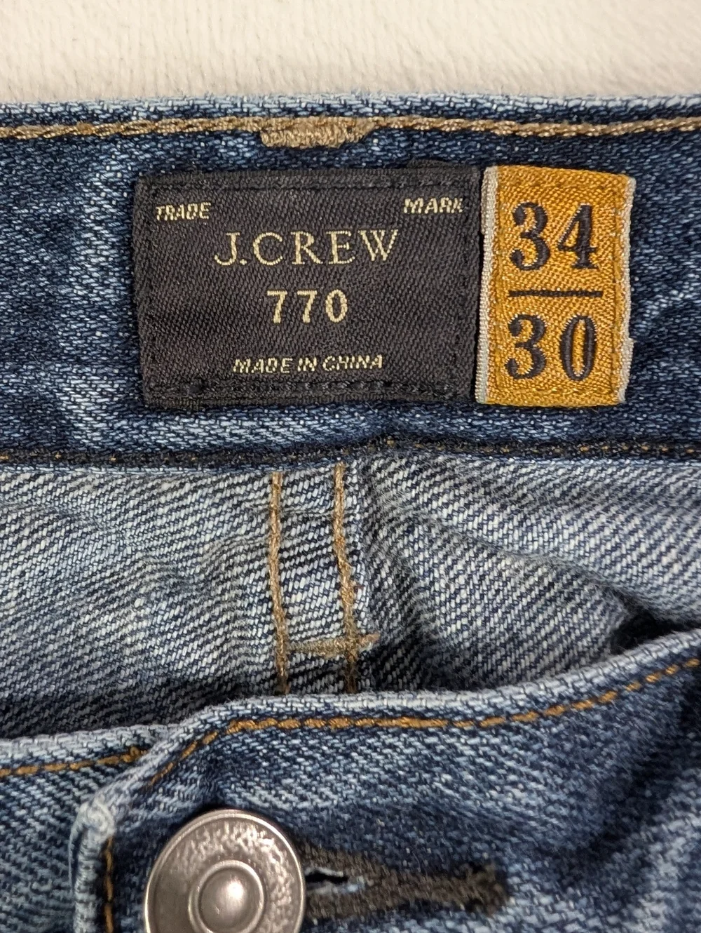 J. Crew 770 Straight Fit Men’s Jeans – Distressed Rip & Repair Wash – Size 34x30
